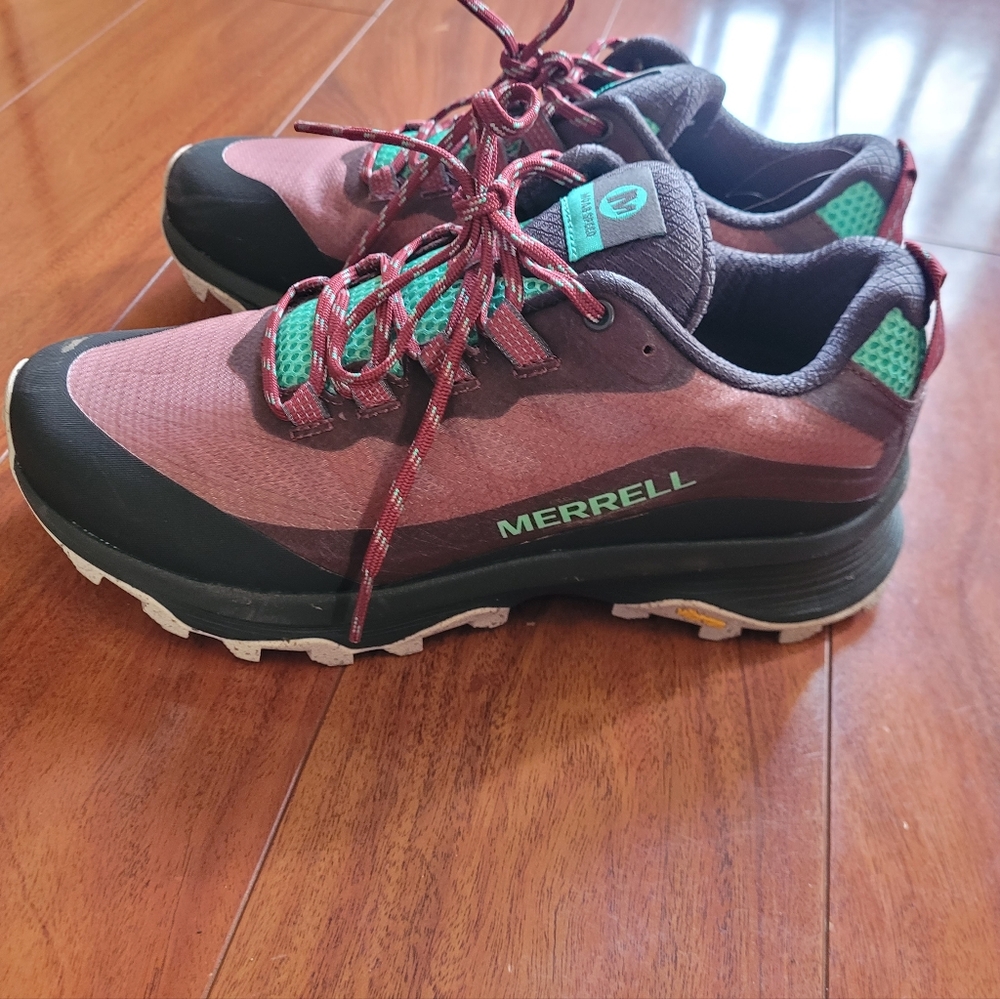 Merrell Moab Speed sz 8 worn once